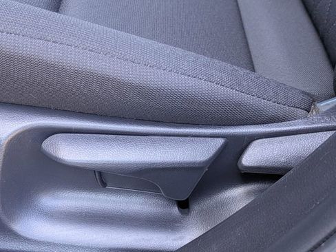 Used 2024 Toyota Corolla LE image 20