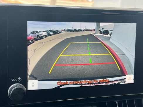 Certified 2025 Toyota RAV4 XLE image 21