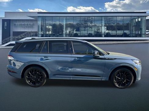 New 2026 Lincoln Aviator Reserve RWD image 9