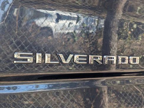 Used 2022 Chevrolet Silverado 1500 LTZ w/ LTZ Premium Package image 23