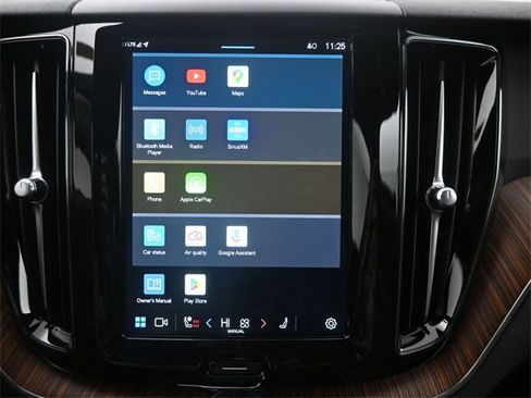 Used 2025 Volvo XC60 B5 Plus w/ Climate Package image 14