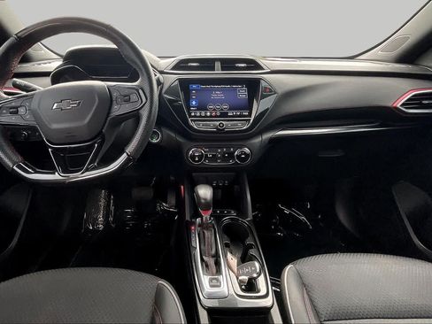 Used 2023 Chevrolet TrailBlazer RS w/ Convenience Package AWD/4WD image 29
