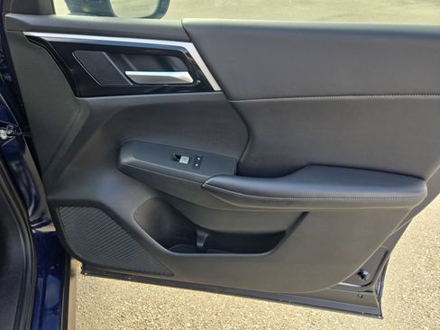 Used 2024 Mitsubishi Outlander SE FWD image 29