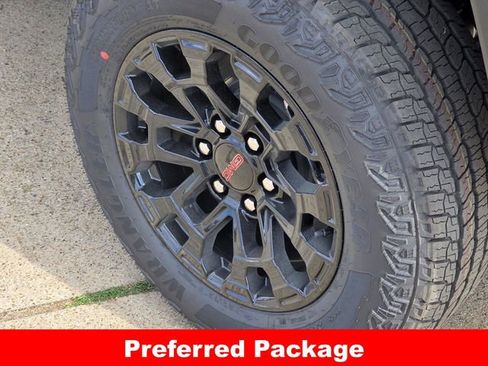 New 2026 GMC Canyon Elevation w/ Convenience Package image 11