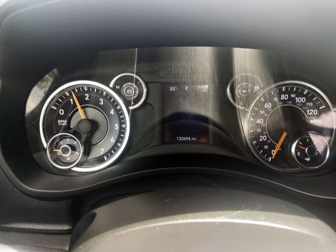 Used 2021 RAM 3500 Tradesman image 27