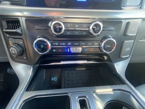 Certified 2024 Ford F150 Lariat w/ Equipment Group 502A High image 17