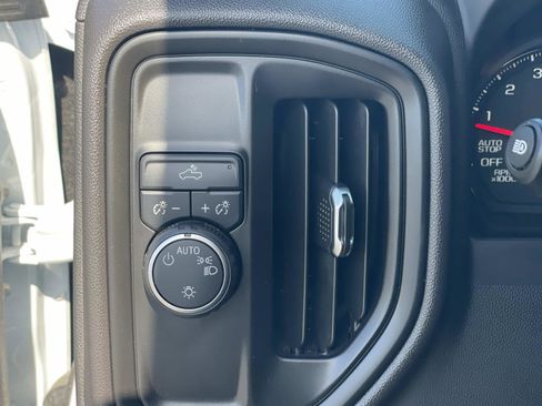 Used 2025 Chevrolet Silverado 1500 W/T image 21