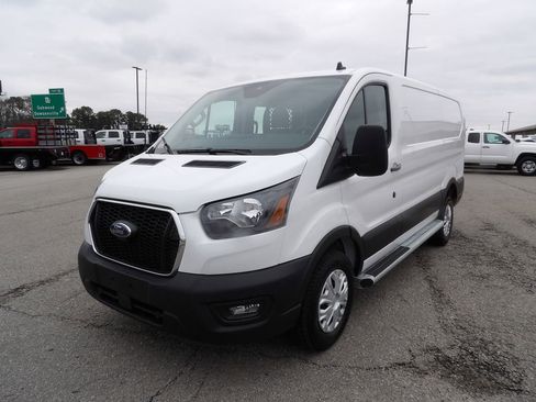 Used 2024 Ford Transit 250 w/ Exterior Upgrade Package image 56