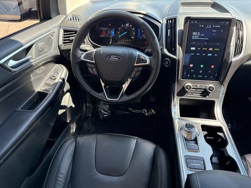 Used 2022 Ford Edge Titanium AWD/4WD image 26