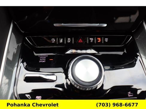 Used 2024 Jeep Wagoneer 4WD w/ Premium Group I image 17