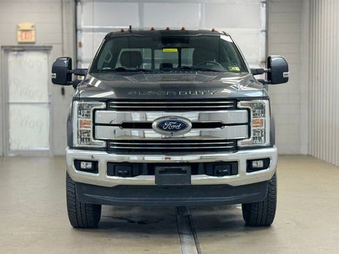 Used 2019 Ford F250 Lariat w/ Lariat Ultimate Package AWD/4WD image 2