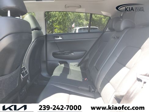 Used 2018 Kia Sportage EX w/ EX Premium Package FWD image 10