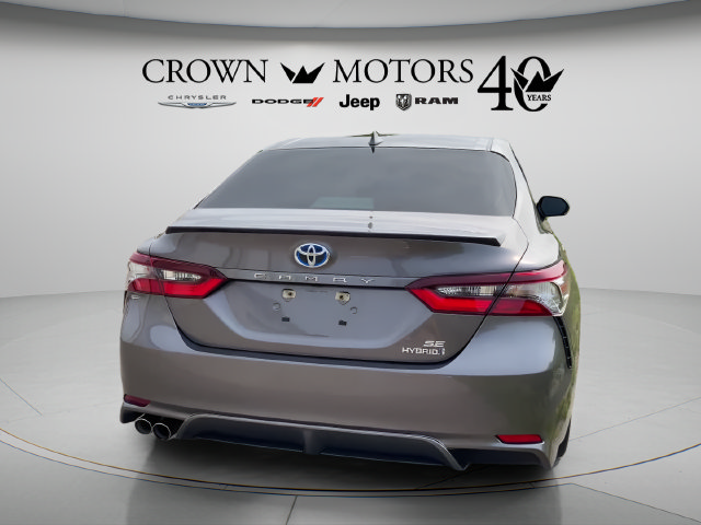 Used 2022 Toyota Camry SE FWD image 6