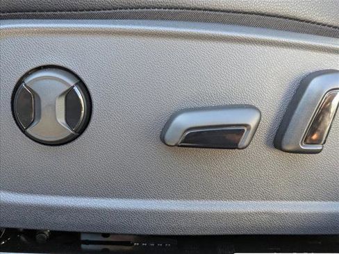 New 2026 Volkswagen Jetta SE image 11