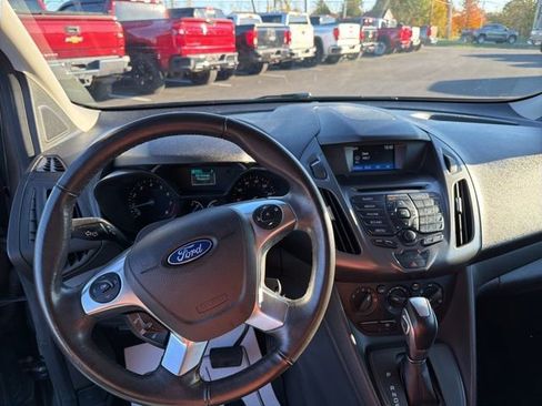 Used 2018 Ford Transit Connect XL image 2