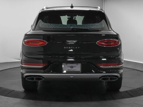 New 2024 Bentley Bentayga Extended Wheelbase image 10