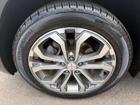 Certified 2019 GMC Terrain SLT w/ Preferred Package AWD/4WD image 24