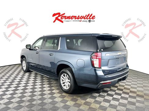 Used 2021 Chevrolet Suburban LT image 5