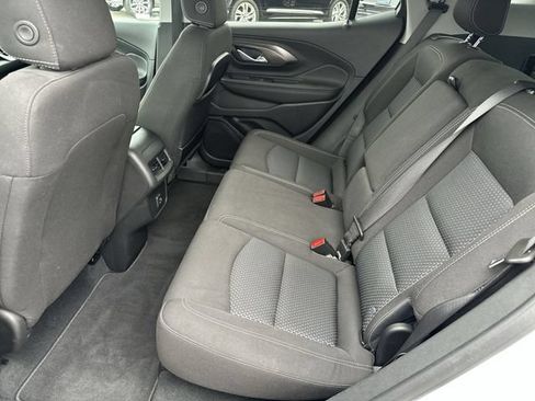 Used 2023 GMC Terrain SLE w/ Driver Convenience Package FWD image 26