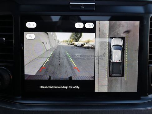 New 2026 Ford F350 Platinum w/ FX4 Off-Road Package image 9