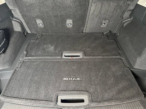 Used 2023 Nissan Rogue SL w/ SL Premium Package AWD/4WD image 23