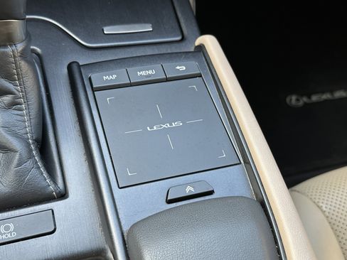 Used 2020 Lexus ES 350 w/ Premium Package image 34