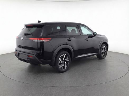 Used 2025 Nissan Kicks SV FWD image 9
