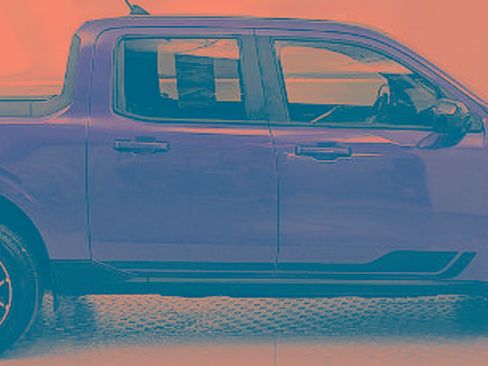 Certified 2022 Ford Maverick Lariat w/ Lariat Luxury Package FWD image 2