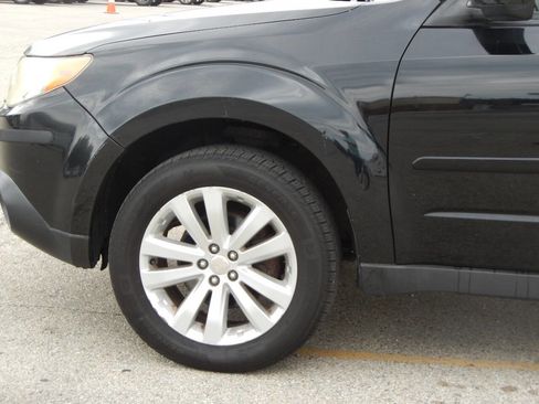 Used 2011 Subaru Forester 2.5X Premium w/ All-Weather Pkg image 13