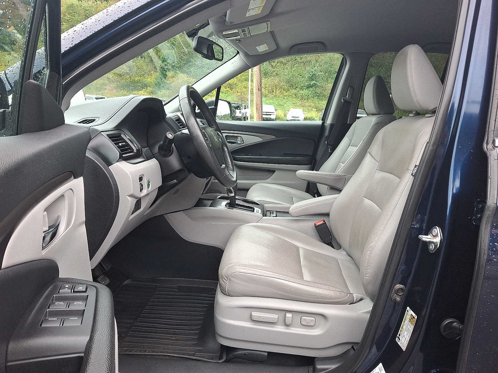 Used 2018 Honda Ridgeline RTL-T image 13