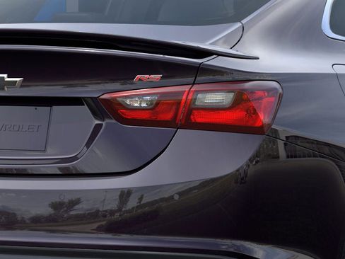 New 2025 Chevrolet Malibu RS image 11