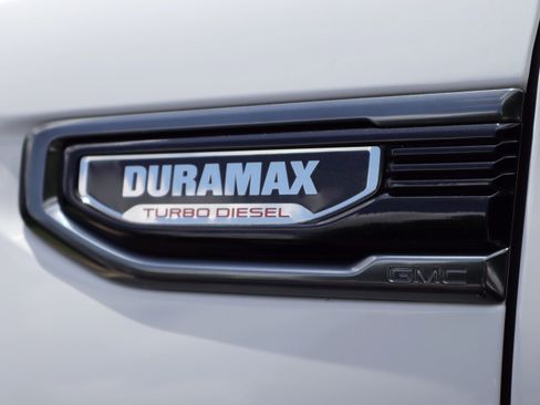 Used 2022 GMC Sierra 1500 AT4 w/ AT4 Premium Package AWD/4WD image 35