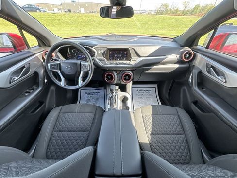Used 2021 Chevrolet Blazer LT FWD image 21