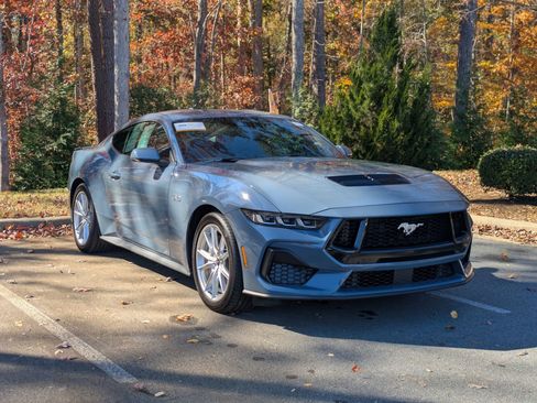 Certified 2024 Ford Mustang GT Premium image 2