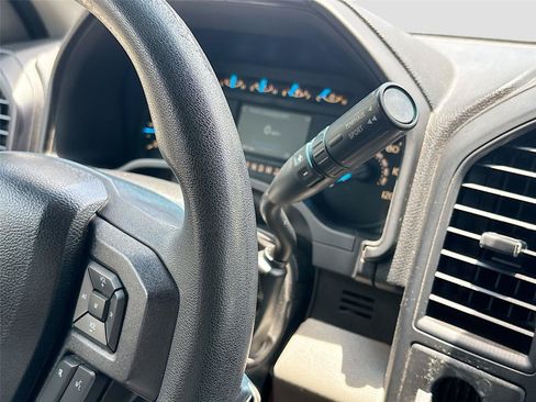 Used 2017 Ford F150 XL w/ Equipment Group 101A Mid RWD image 16