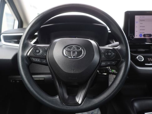 Used 2024 Toyota Corolla LE image 32