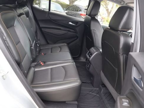Used 2020 Chevrolet Equinox Premier image 16