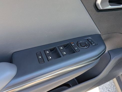 Used 2025 Kia K4 FWD image 13