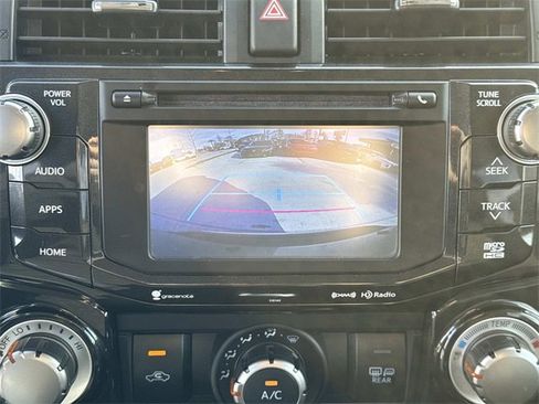 Used 2018 Toyota 4Runner TRD Off-Road image 26