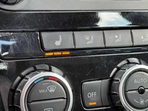 Used 2013 Volkswagen Passat 2.5 SEL Premium image 20