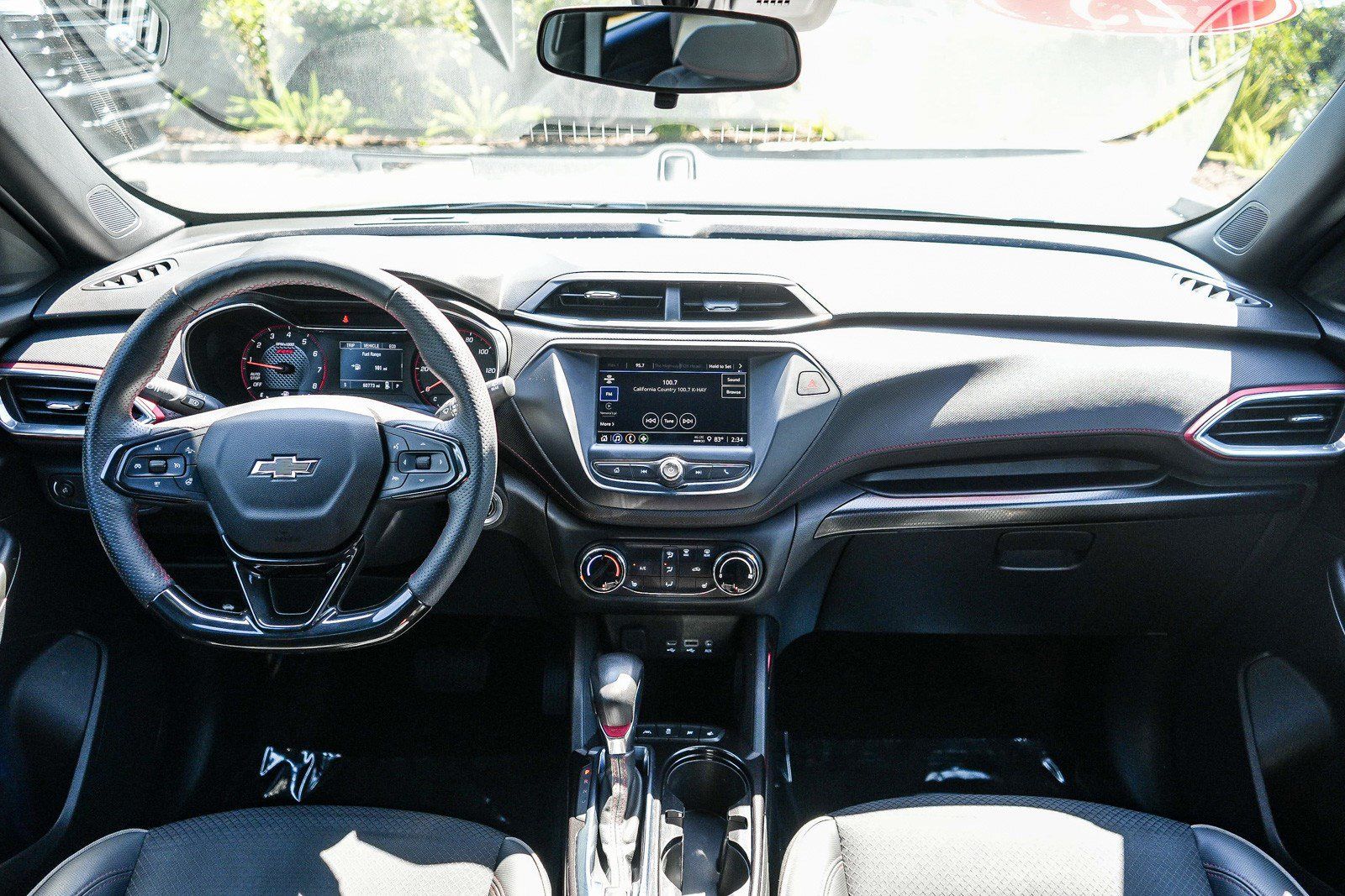Used 2023 Chevrolet TrailBlazer RS FWD image 11