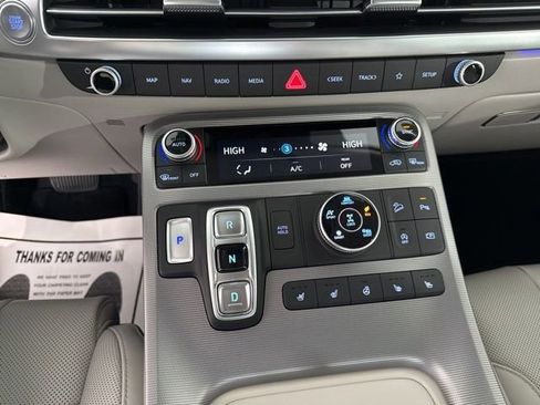 Used 2025 Hyundai Palisade Calligraphy image 28