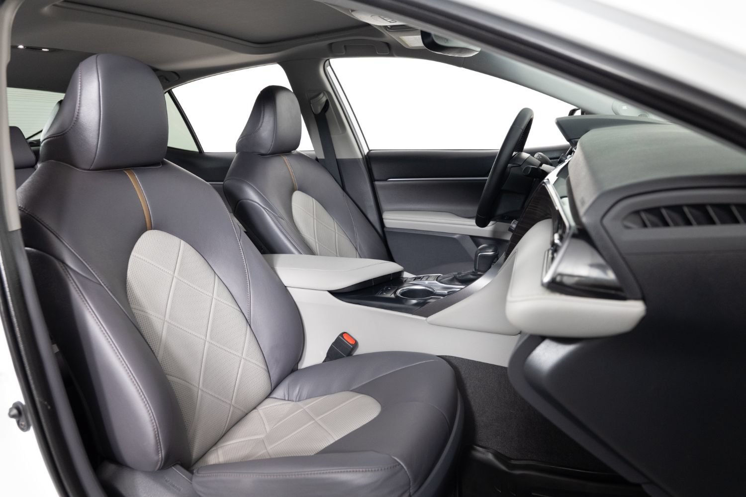 Used 2019 Toyota Camry XLE FWD image 27