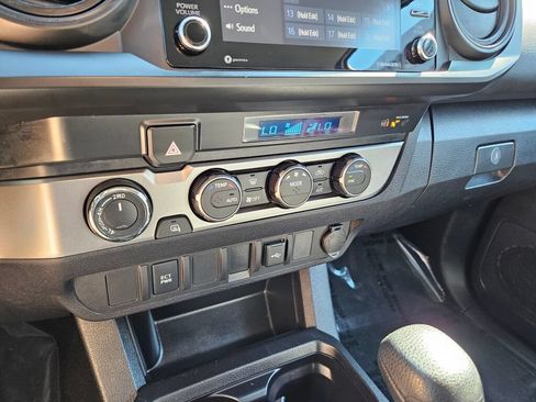 Used 2022 Toyota Tacoma SR AWD/4WD image 23