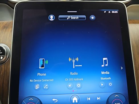 Certified 2024 Mercedes-Benz GLC 300 4MATIC image 24