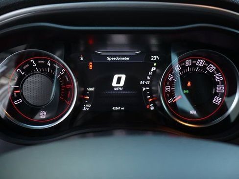 Used 2022 Dodge Challenger R/T Scat Pack w/ Driver Convenience Group RWD image 15