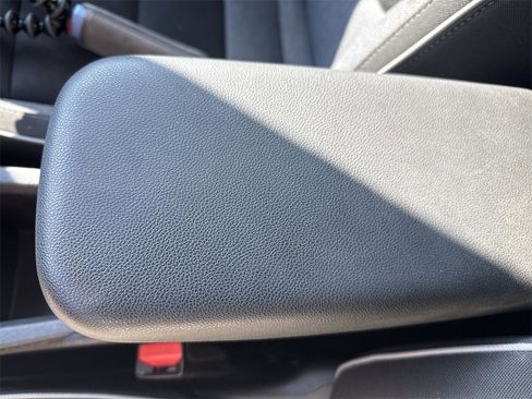 Used 2021 Chevrolet TrailBlazer LT image 32