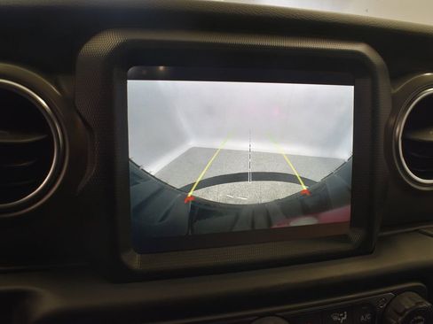 Used 2022 Jeep Wrangler Unlimited Rubicon 4xe w/ Cold Weather Group image 25