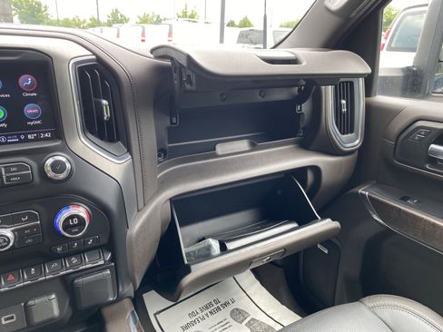 Used 2022 GMC Sierra 2500 Denali AWD/4WD image 31