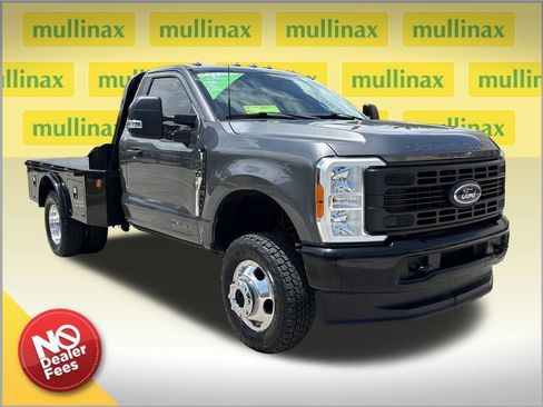 Used 2023 Ford F350 XL AWD/4WD image 1